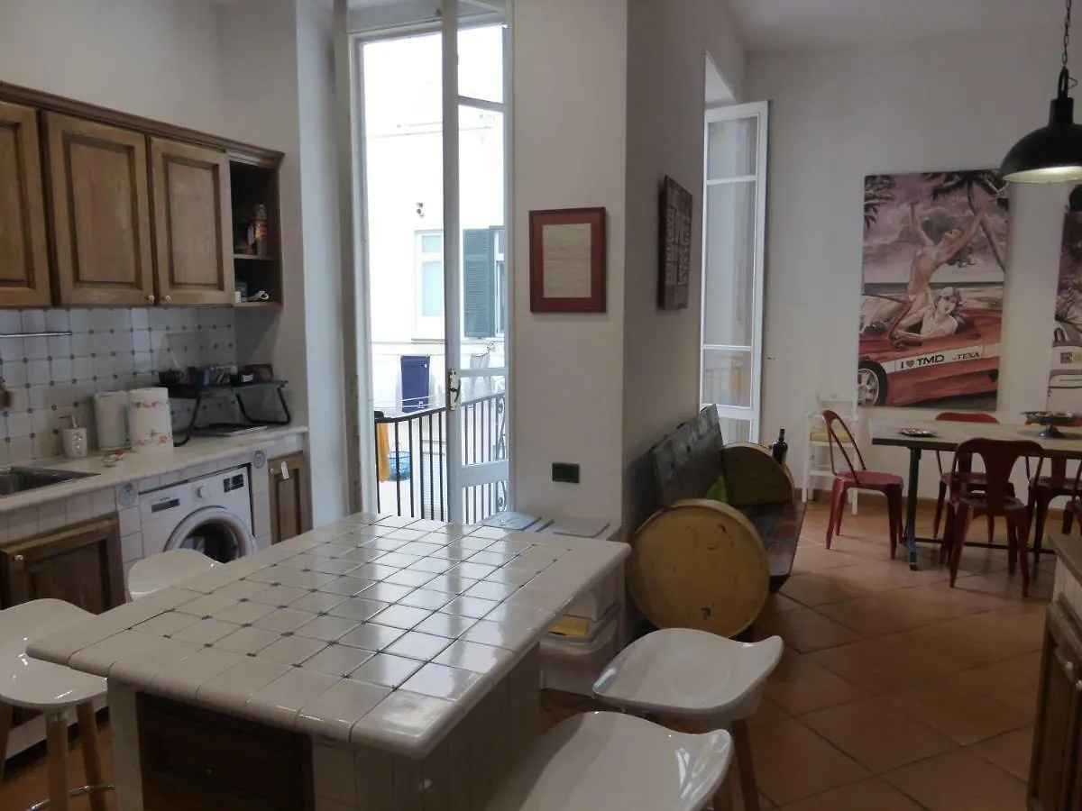 Home46 Naples Hébergement de vacances